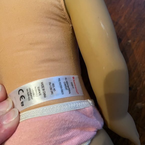 American girl doll 2017 gently loved - Picture 9 of 12